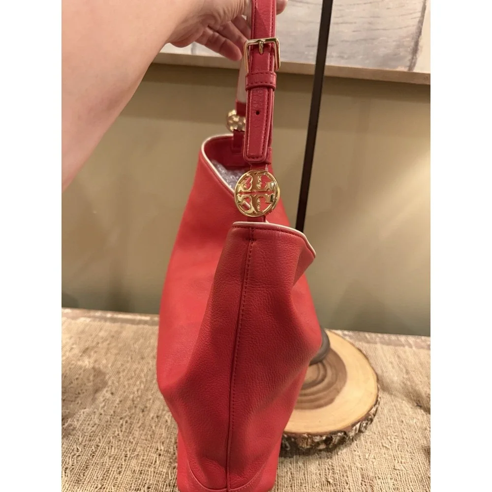Tory Burch Duet Leather Hobo  Shoulder Bag in Cherry Apple New Ivory  $450